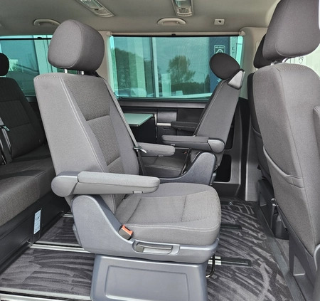Volkswagen Multivan cena 138000 przebieg: 147000, rok produkcji 2016 z Debrzno małe 742
